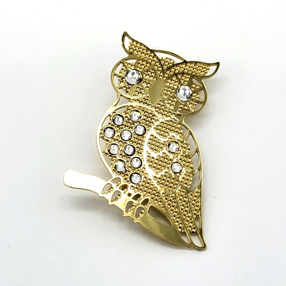 10k gold platted brass all seeing owl 🦉 pin from the Danbury Mint